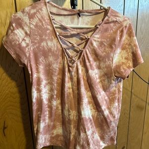 Pink and white shirt sleeve shirt with v line top and lace